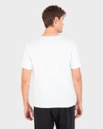 Camiseta interior de hombre manga corta y cuello redondo.