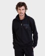 Sudadera negra cuello alto
