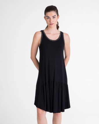 VESTIDO NEGRO