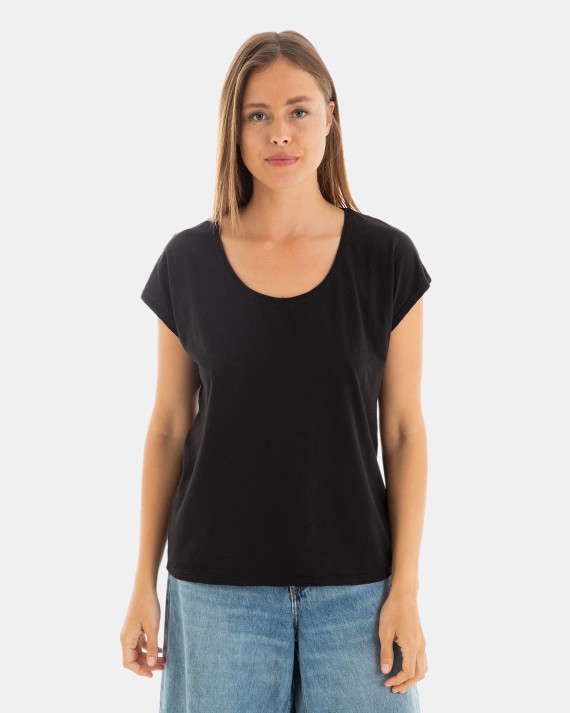 CAMISETA BÁSICA DE MUJER HOMBRO CAÍDO NEGRO
