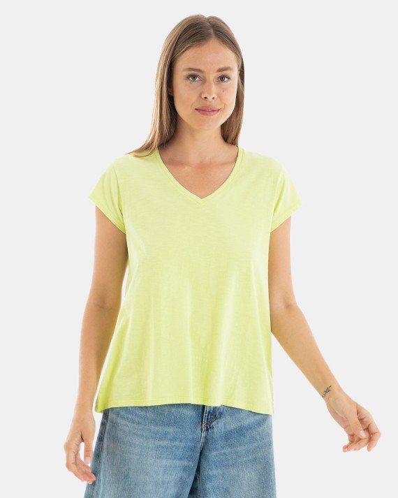 Women’s off-shoulder basic green t-shirt