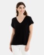CAMISETA BÁSICA  DE VISCOSA DE MUJER HOMBRO CAÍDO NEGRO