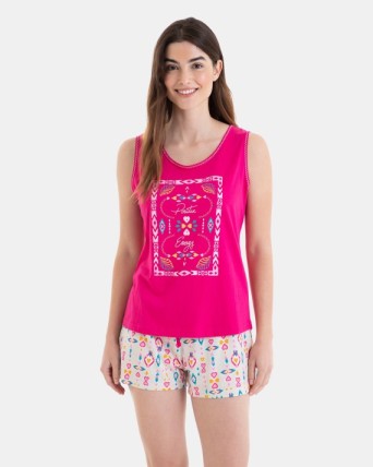 Short women's pajama...