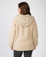 Short women's robe with zipper closure