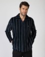 Short men's robe with zipper closure