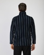 Short men's robe with zipper closure