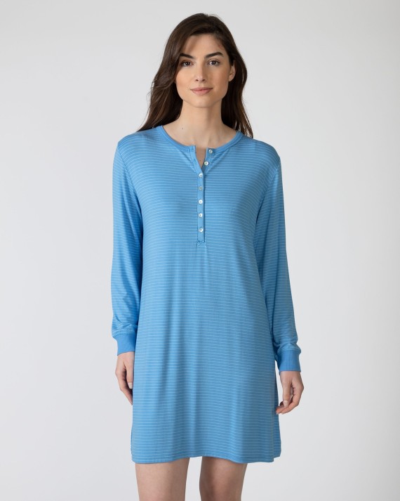 Short micro-striped nightgown with long sleeves