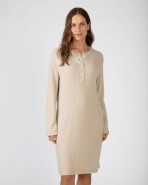 Short long-sleeved loose knit nightgown