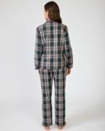 Long, open women's pajamas made of cotton fabric