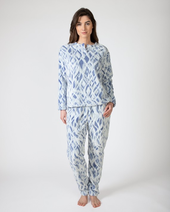 Long women's pajamas in polar fabric