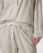 Pijama de dona llarg i obert de tela de viscosa estampada