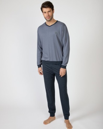 Men's long knitted pajamas