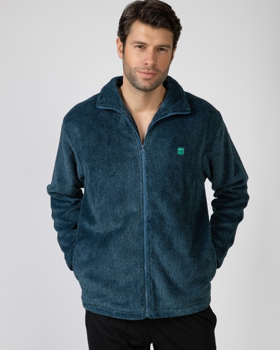 Short men's robe with zipper closure
