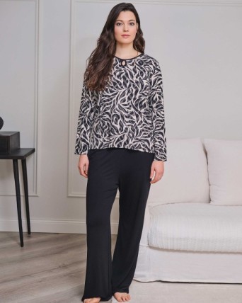 Pijama de dona llarg en...