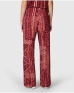 Pantalón largo de mujer corte ancho estampado