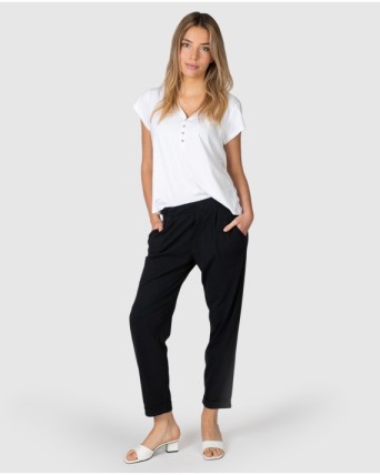 Women's straight ankle-length trousers in black cotton