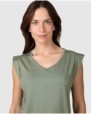 Women's sleeveless t-shirt in green