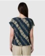Women's short-sleeved printed t-shirt with turned-up cuffs