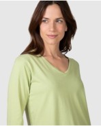 Camiseta básica de mujer de manga tres cuartos con cuello en V