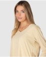 Women's basic three-quarter sleeve V-neck t-shirt