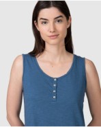 Women's basic sleeveless T-shirt with buttoned placket