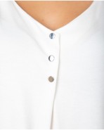 Camiseta de mujer sin mangas escote en v color blanco