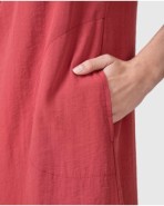 Vestit curt de dona sense mànigues amb botons frontals