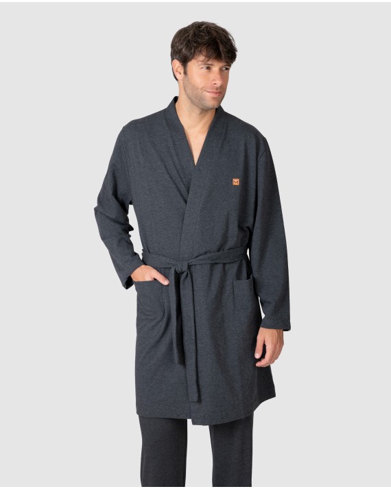 Men's wrap-style dressing gown with belt and side pockets