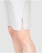 Women's short-sleeved nightgown with print