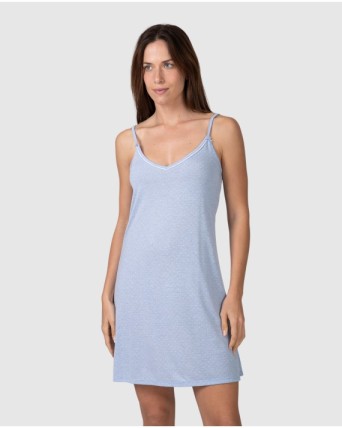 Women's short-sleeved nightgown with floral print