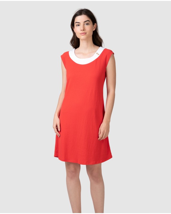 Women's short-sleeved t-shirt with Japanese sleeves and decorative buttons