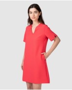 Women's cropped t-shirt with short dropped sleeves and side pockets