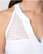 Playera corta de mujer sin mangas con panel calado