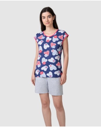 Pijama corto de mujer manga japonesa estampado corazones y flores