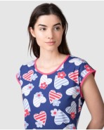 Pijama corto de mujer manga japonesa estampado corazones y flores