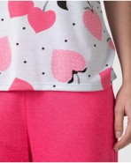 Women's short-sleeved pajamas with strawberry and heart print