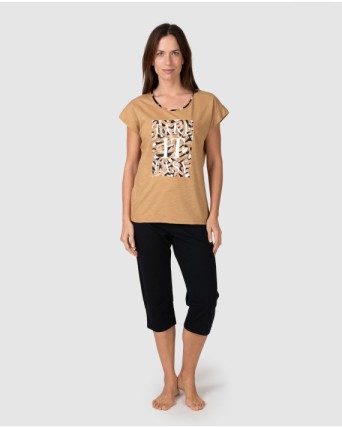 Women's pirate pajamas with Japanese manga graphic print