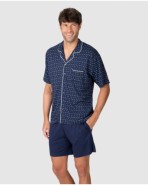 Men's short-sleeved pajamas with button-front closure